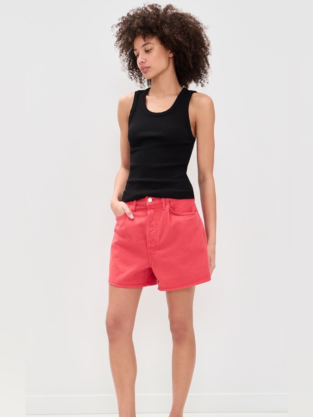 NEW Agolde Rhoda Shorts in Carnival, Size 28